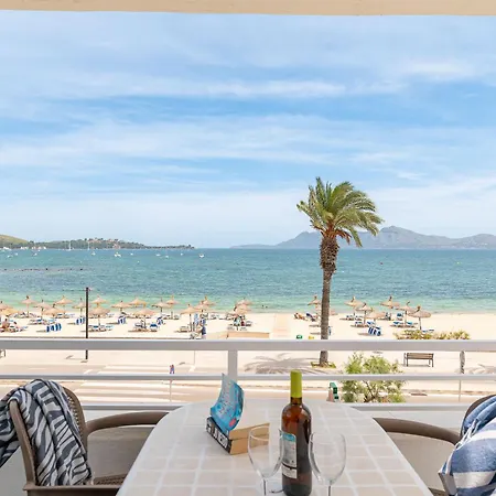 Daire Beachfront Sivella By Sealand