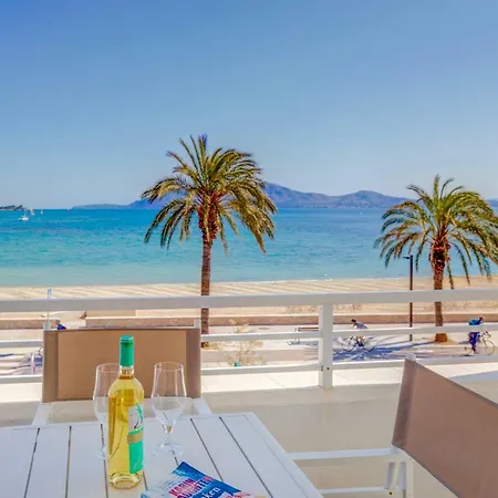 Apartment Beachfront Sivella By Sealand *
