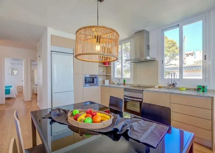 Beachfront Sivella By Sealand Apartment