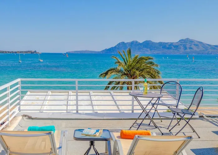 Beachfront Sivella By Sealand Apartment